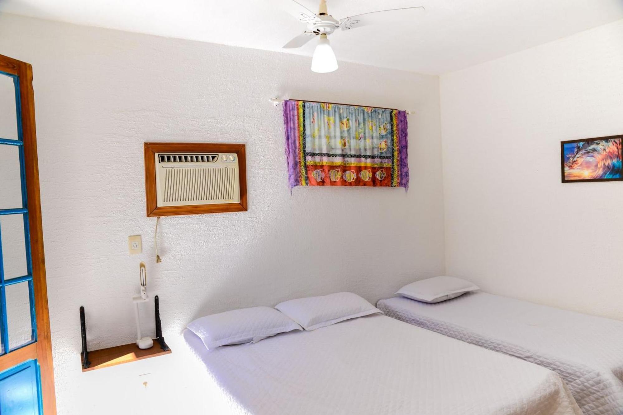 Casa Perto Da Praia Em Prumirim, *